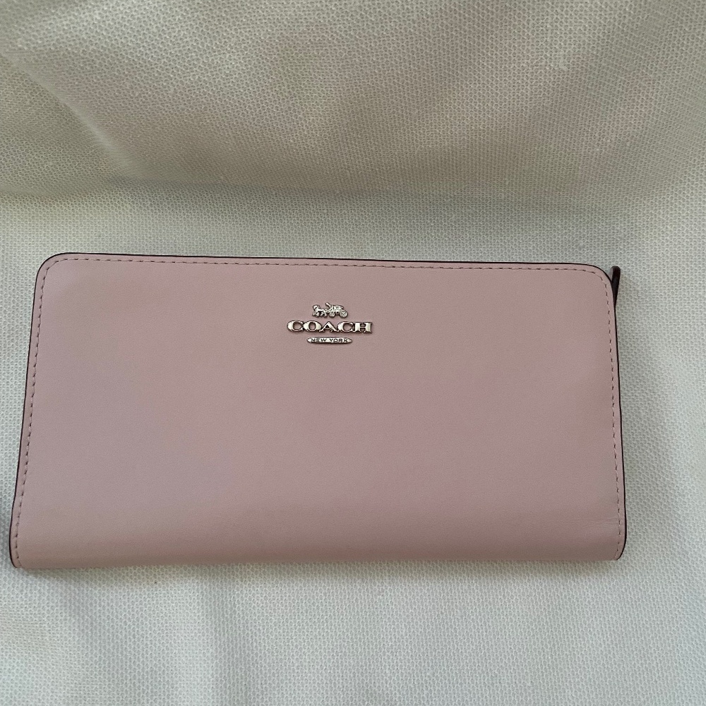 Coach Skinny Wallet in pale pink